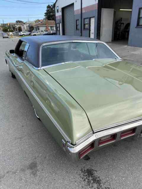 Chevrolet Caprice 1969 image number 2