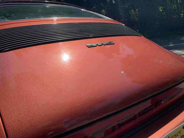 Porsche 911 S 1976 image number 9