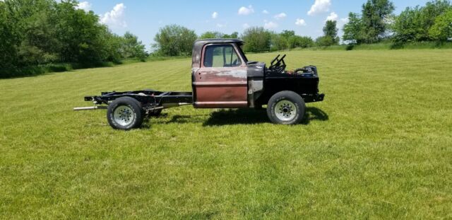 Ford F100 1967 image number 22