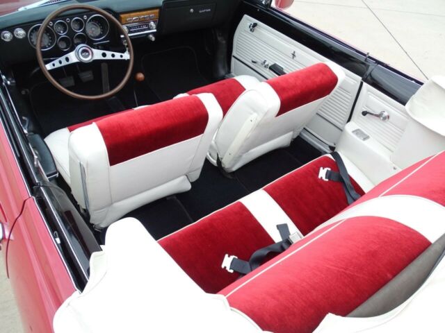 Chevrolet Corvair 1965 image number 8