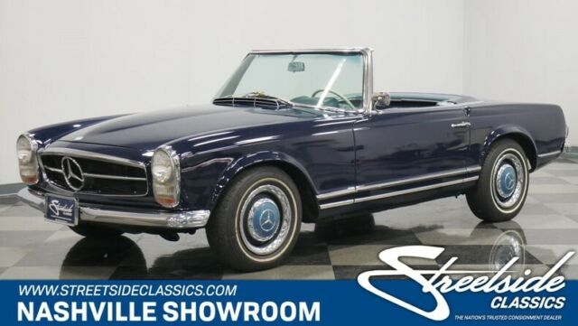 Mercedes-Benz 200-Series 1966 image number 0