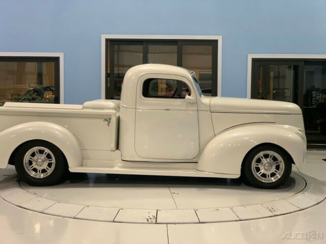 Chevrolet 1/2-Ton Pickup 1945 image number 29