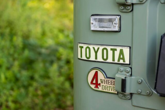 Toyota Land Cruiser 1970 image number 19