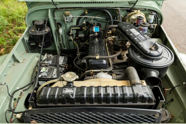Toyota Land Cruiser 1970 image number 45