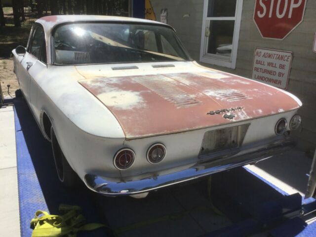 Chevrolet Corvair 1964 image number 1