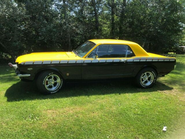 Ford Mustang 1966 image number 28