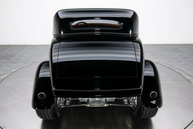 Ford 3-Window Coupe 1932 image number 21