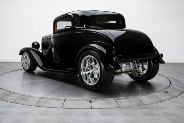 Ford 3-Window Coupe 1932 image number 32