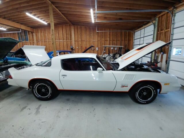 Chevrolet Camaro 1978 image number 29