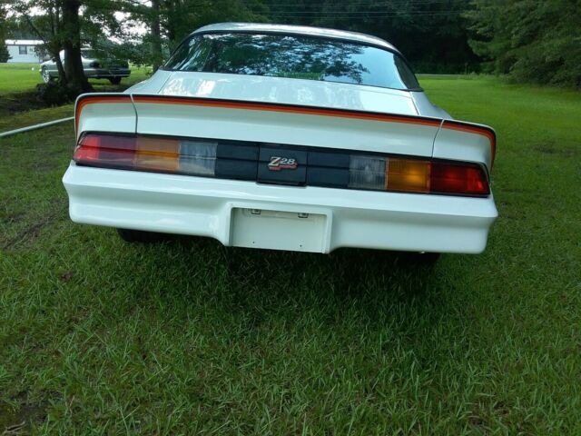 Chevrolet Camaro 1978 image number 34