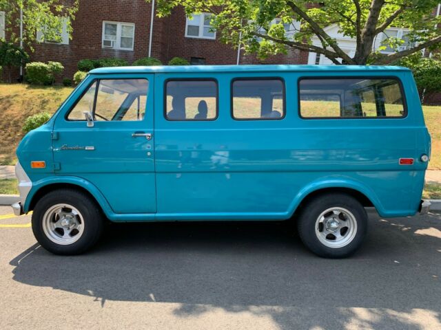Ford E-Series Van 1970 image number 36