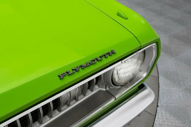 Plymouth Duster 1971 image number 16