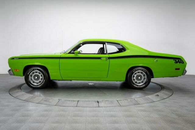 Plymouth Duster 1971 image number 9