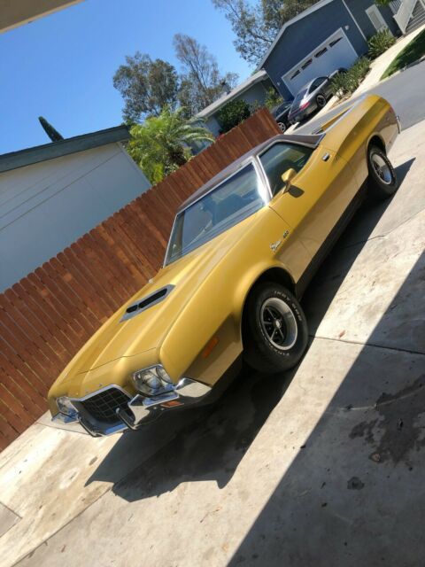 Ford Ranchero 1972 image number 2