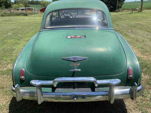 Chevrolet Special 1949 image number 2