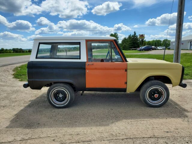 Ford Bronco 1969 image number 24