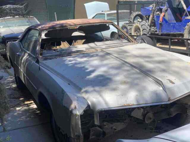 Buick Riviera 1967 image number 12