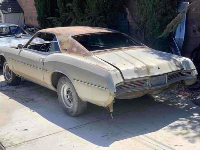 Buick Riviera 1967 image number 9