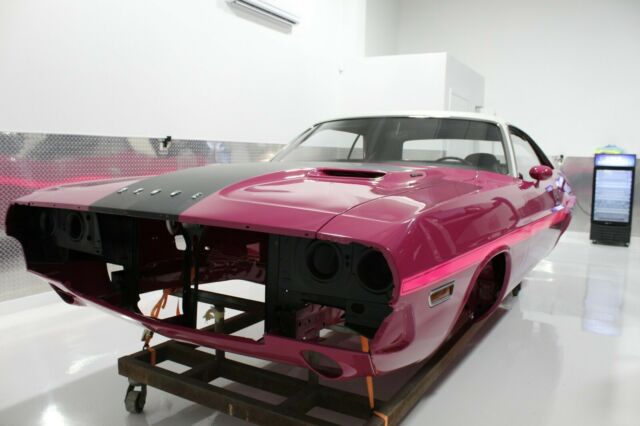 Dodge Challenger 1970 image number 30