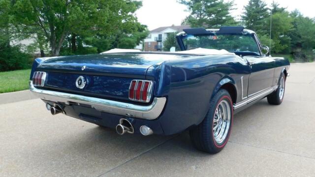 Ford Mustang 1965 image number 15