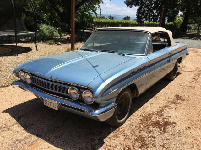 Buick Skylark 1962 image number 0