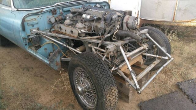 Jaguar E Type 4.2 1969 image number 21