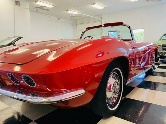 Chevrolet Corvette 1962 image number 31