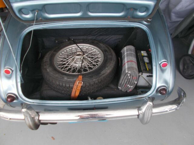 Austin Healey 3000 Mark II 1964 image number 13