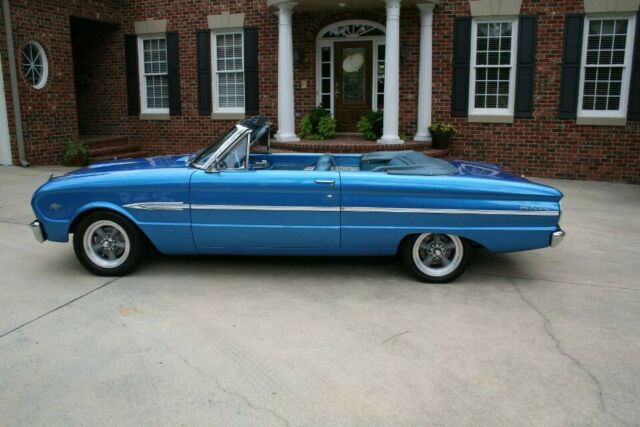 Ford Falcon 1963 image number 17