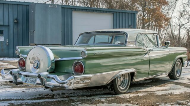 Ford Galaxie 1959 image number 3