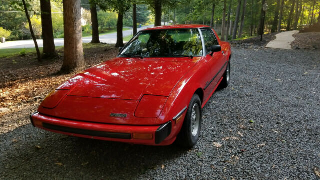 Mazda RX-7 1979 image number 3