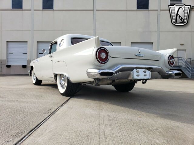 Ford Thunderbird 1957 image number 10