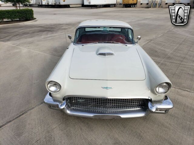 Ford Thunderbird 1957 image number 47
