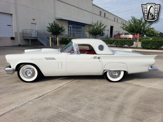 Ford Thunderbird 1957 image number 6