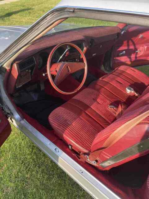Oldsmobile Cutlass 1975 image number 9