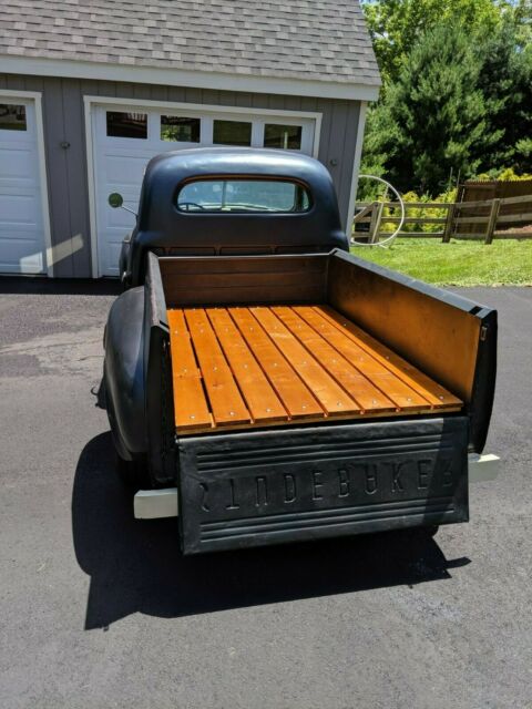 Studebaker 2R5 1951 image number 25