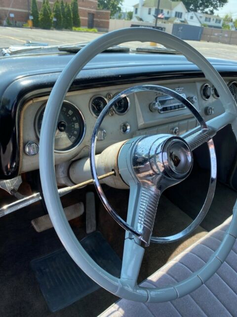 Plymouth Savoy 1956 image number 10