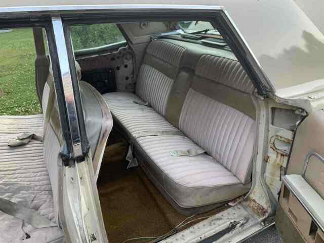 Lincoln Continental 1966 image number 11