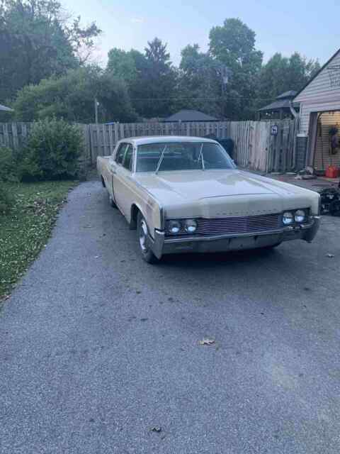 Lincoln Continental 1966 image number 2