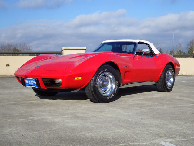 Chevrolet Corvette 1975 image number 0