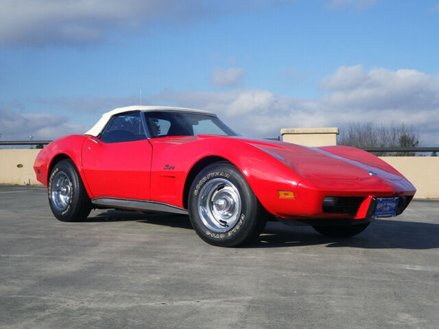 Chevrolet Corvette 1975 image number 30