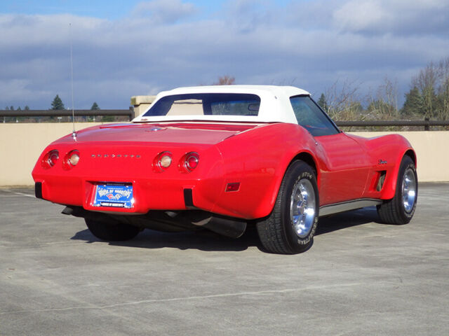 Chevrolet Corvette 1975 image number 34