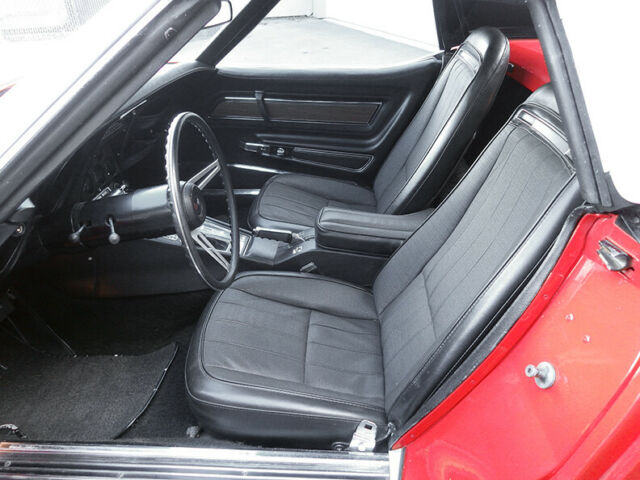 Chevrolet Corvette 1975 image number 41