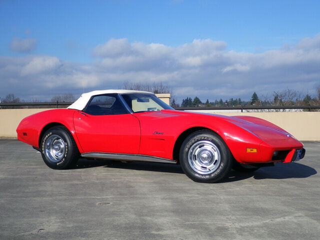 Chevrolet Corvette 1975 image number 7