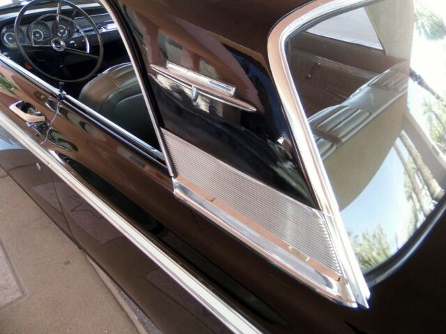 Ford Fairlane 1963 image number 14