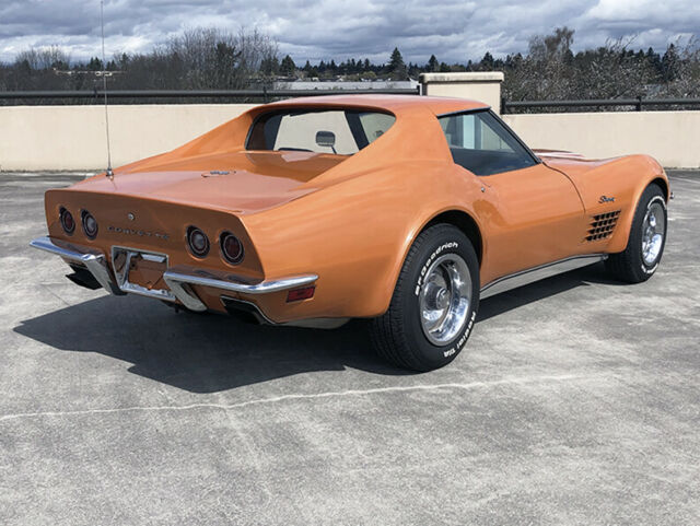 Chevrolet Corvette 1972 image number 10