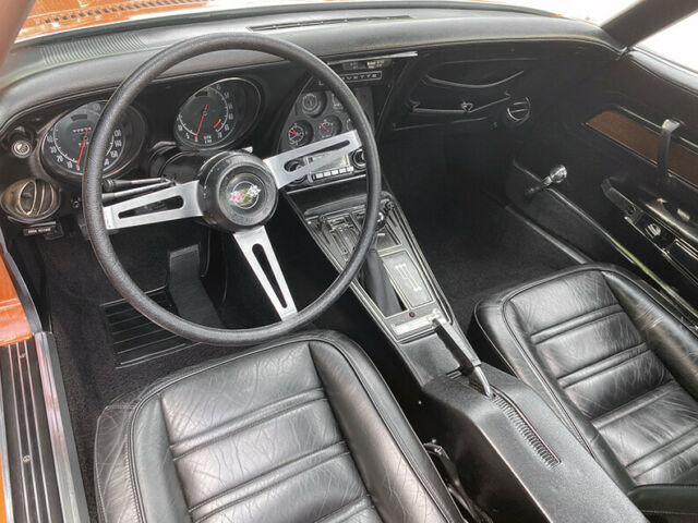 Chevrolet Corvette 1972 image number 18