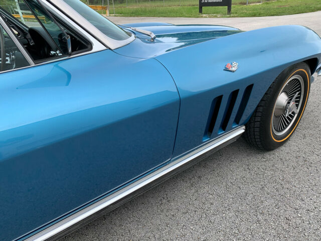 Chevrolet Corvette 1966 image number 31
