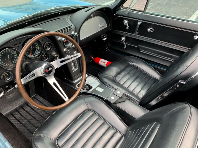 Chevrolet Corvette 1966 image number 41