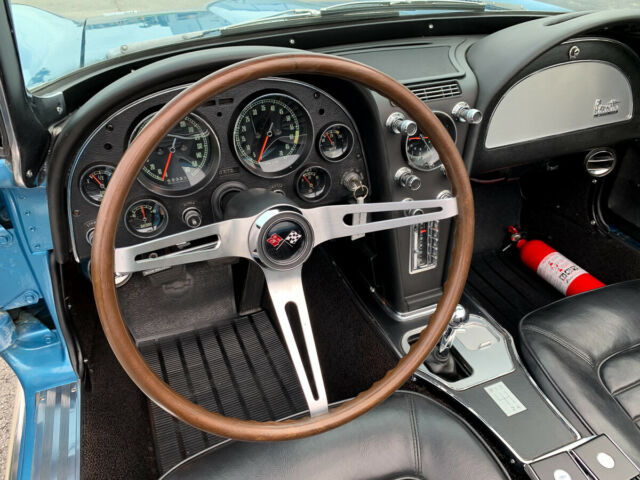 Chevrolet Corvette 1966 image number 42